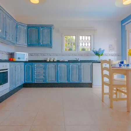 Villas Guzman - Amparo Calpe